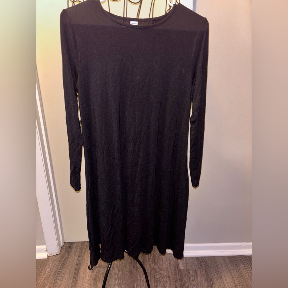 Old navy..size small..Elegant Black Long Sleeve Dress